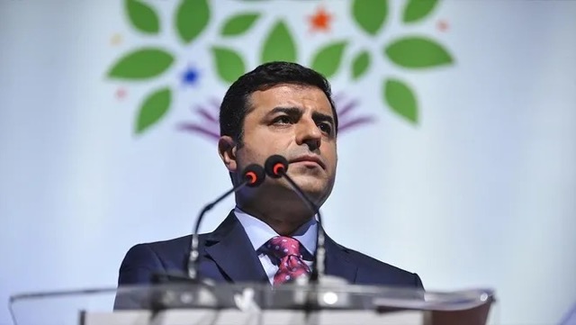 Demirtaş: Erdoğan ve Bahçeli; kin, nefret, yalan, hakaret ve kışkırtmayla ülkeyi barut fıçısına çevirdi