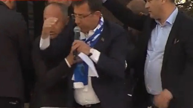 İmamoğlu’na Erzurum’da provokasyon: Otobüsüne taş atıldı