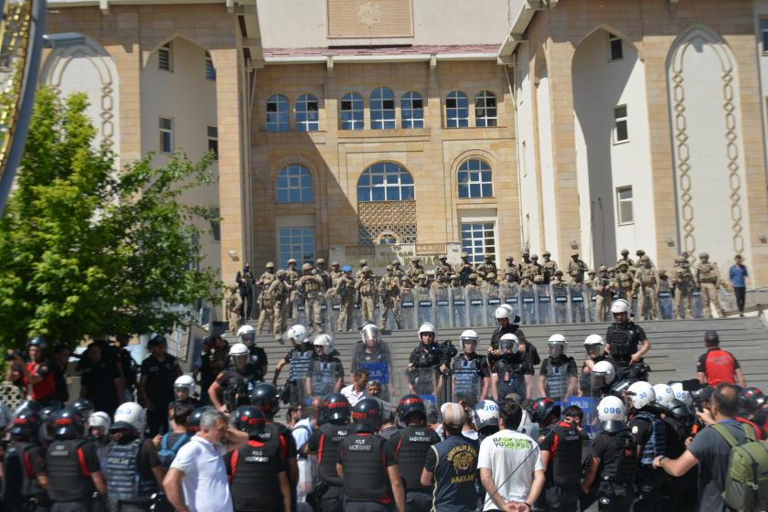 Üçüncü kayyum dalgasının hedefi – Yücel Demirer